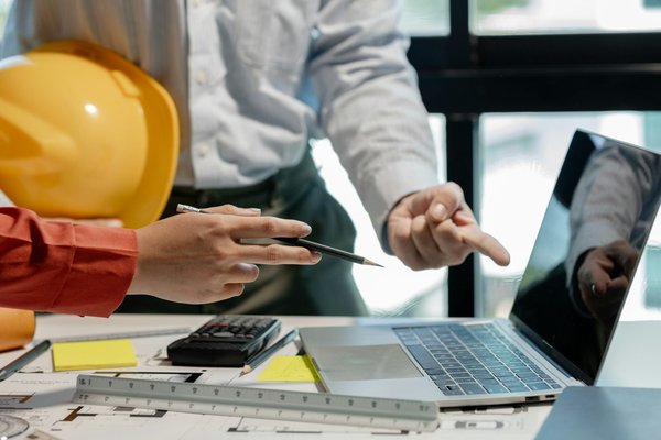 Plongée dans le métier data architect : un guide essentiel