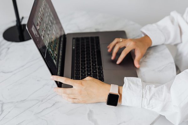 Découvrir le rôle de data architect : opportunités et compétences clés